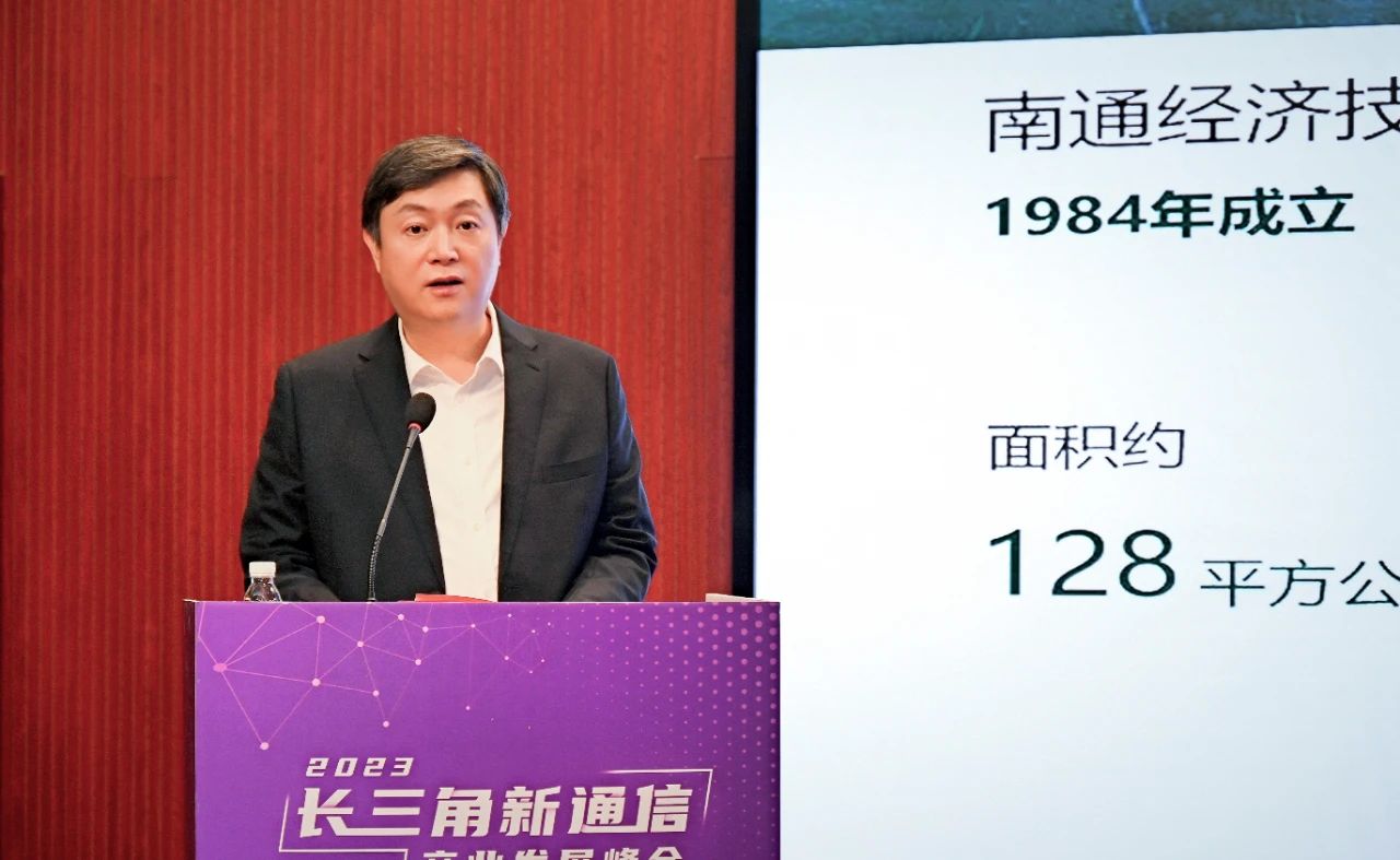 曹海锋主任.jpg